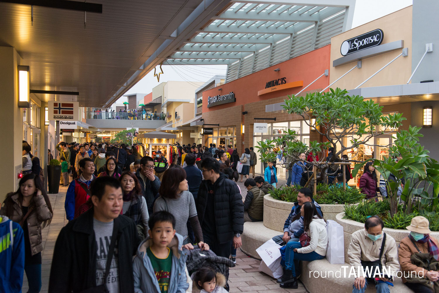 Gloria_Outlets_________-032.jpg